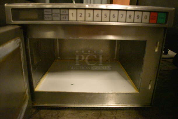 NICE! Panasonic Model NE-17521 Stainless Steel Commercial Countertop Microwave Oven. 16.5x20.5x13 - Image 4 of 5