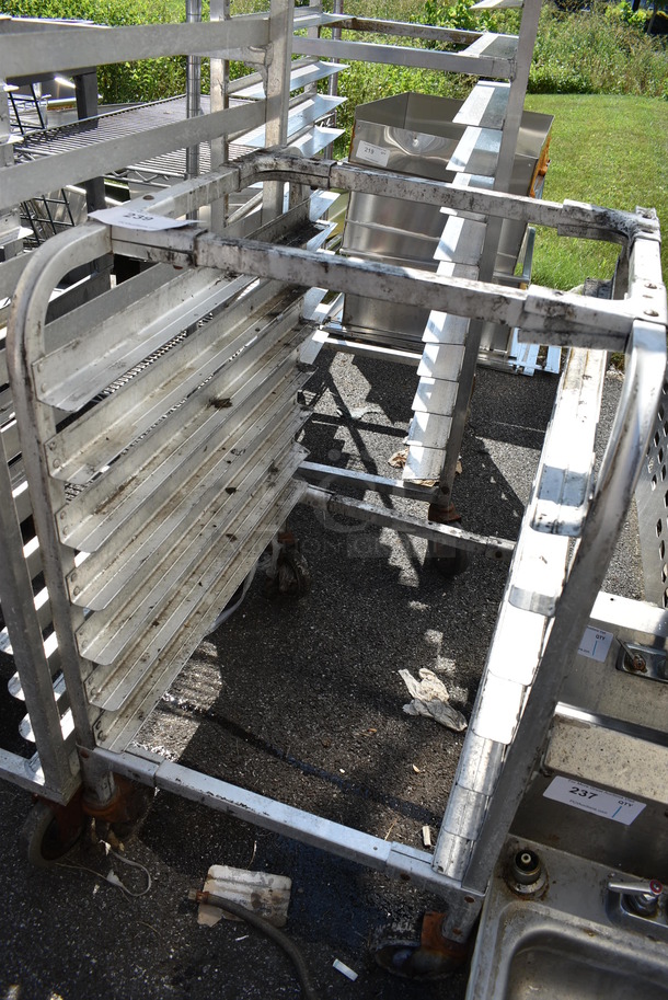 Metal Commercial Pan Transport Rack on Commercial Casters. 20.5x26x34 - Image 3 of 3