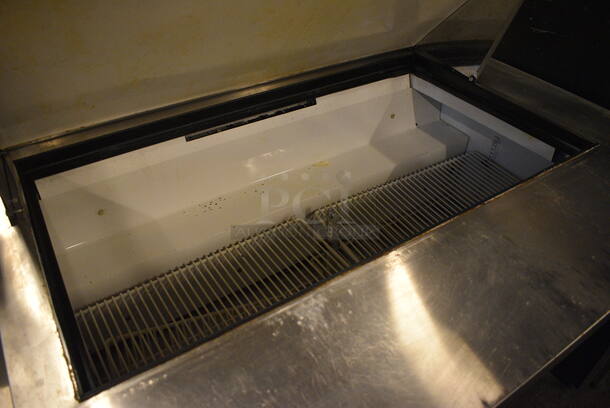 NICE! 2004 True Model TSSU-48-18M-B Stainless Steel Commercial Sandwich Salad Prep Table Bain Marie Mega Top on Commercial Casters. 115 Volts, 1 Phase. 48x34x46. Tested and Powers On But Does Not Get Cold - Image 5 of 8