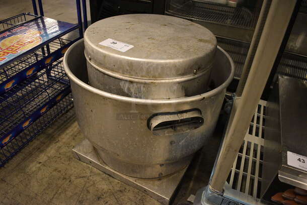 NICE! Metal Commercial Rooftop Mushroom Exhaust Fan. 115 Volts, 1 Phase, 1/4 HP. 24x24x24 - Image 4 of 6
