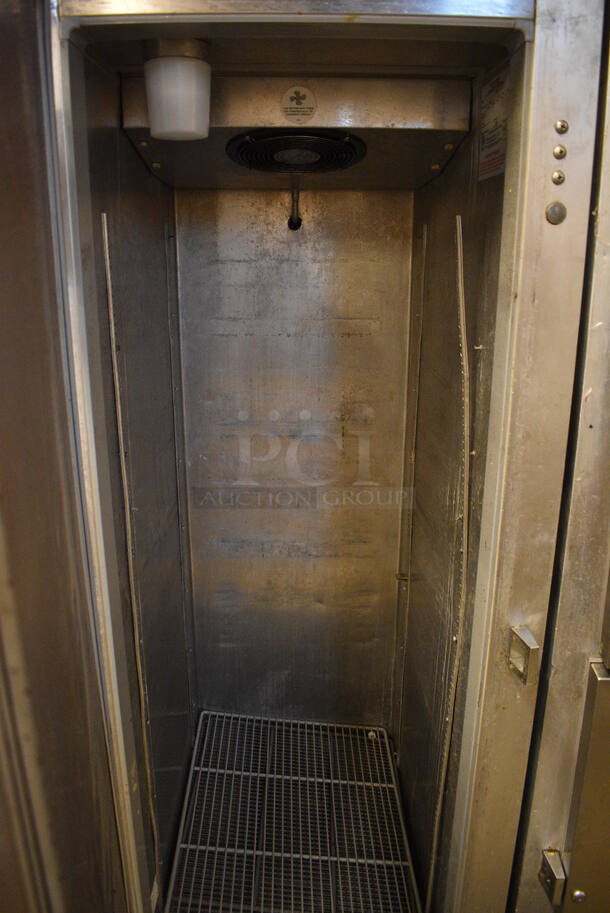 NICE! Continental Model 1R Stainless Steel Commercial Single Door Reach In Cooler on Commercial Casters. 115 Volts, 1 Phase. 26x34x82. Tested and Does Not Power On - Image 4 of 5