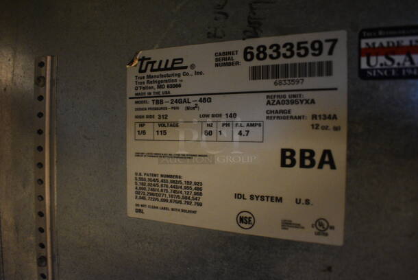 WOW! 2010 True Model TBB-24GAL-48G Metal Commercial 2 Door Back Bar Cooler Merchandiser. 115 Volts, 1 Phase. 48x25x34. Tested and Working! - Image 5 of 5