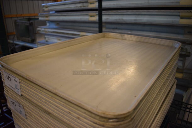10 White Trays. 18x26x1. 10 Times Your Bid! - Image 2 of 3