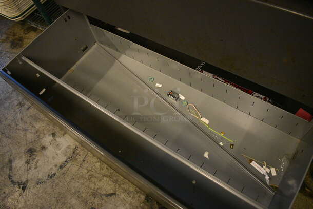 Dark Gray Metal 3 Drawer Filing Cabinet. 42x19x41 - Image 6 of 6