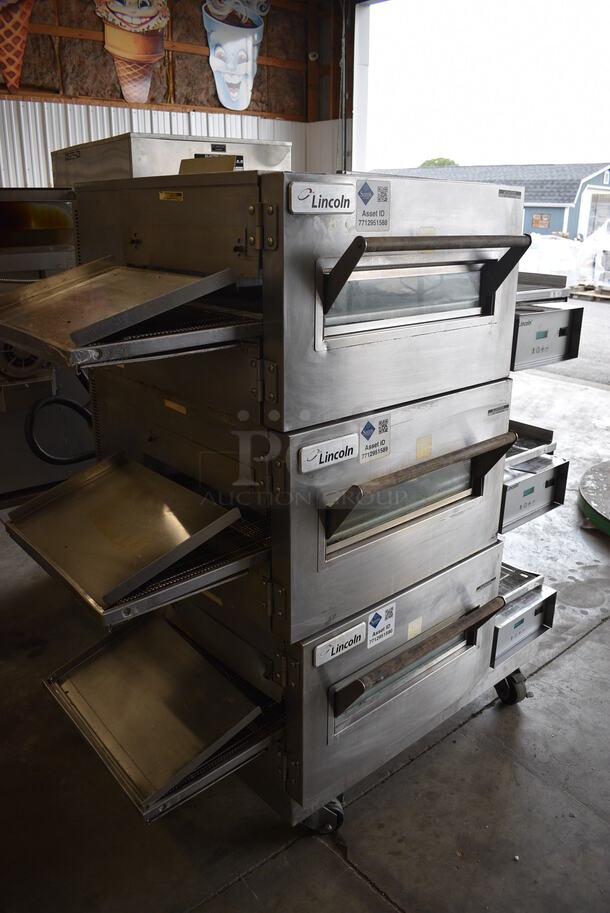 3 GORGEOUS! LATE MODEL! Lincoln Impinger Model 1132-002-U-K1841 Stainless Steel Commercial Electric Powered Conveyor Pizza Ovens on Commercial Casters. 208 Volts, 3 Phase. 57x44x62. 3 Times Your Bid! - Image 6 of 8