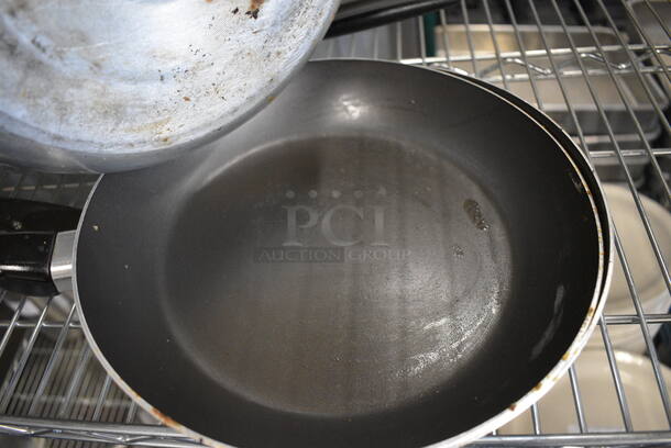 3 Metal Skillets. 17x10x2. 3 Times Your Bid! - Image 4 of 5