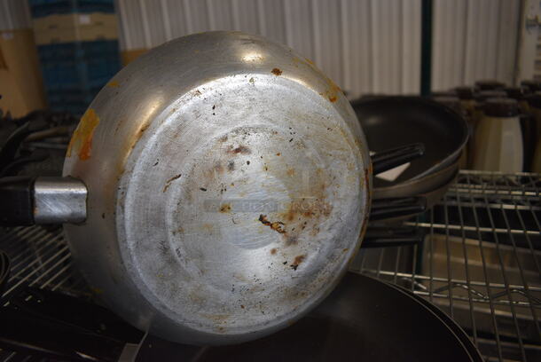 3 Metal Skillets. 17x10x2. 3 Times Your Bid! - Image 5 of 5