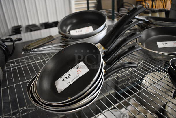5 Metal Skillets. 14x8x2. 5 Times Your Bid! - Image 1 of 4