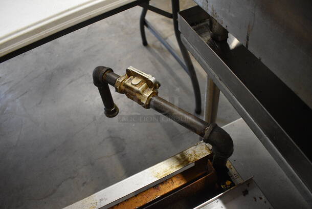 GREAT! LATE MODEL! Vulcan Stainless Steel Commercial Gas Powered Cheese Melter. 72x20x23 - Image 5 of 5