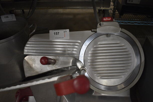 NICE! Berkel Stainless Steel Commercial Countertop Meat Slicer w/ Blade Sharpener. 24x21x21. Tested and Working! - Image 4 of 5