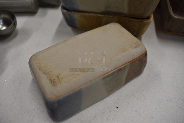 17 Poly Countertop Dishes. 5x3x1.5. 17 Times Your Bid! - Image 3 of 3