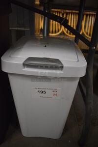White Poly Trash Can w/ Lid. 11x15x17.5