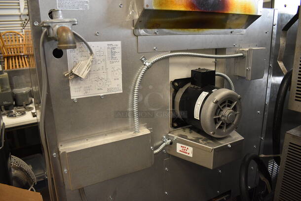 BEAUTIFUL! Montague Technostar Stainless Steel Commercial Gas Powered Full Size Convection Oven w/ View Through Doors, Metal Oven Racks and Thermostatic Controls on Metal Legs. 38x35x62 - Image 10 of 10