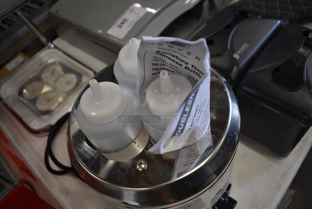 NICE! Server Model SBW Stainless Steel Commercial Countertop Food Warmer. 120 Volts, 1 Phase. 8x8x9. Tested and Working! - Image 3 of 4