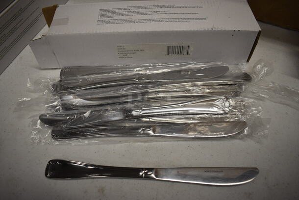 24 BRAND NEW IN BOX! Winco Toulouse Metal Dinner Knives. 9". 24 Times Your Bid! - Image 1 of 4