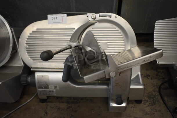 WOW! Hobart Model 2812 Stainless Steel Commercial Countertop Meat Slicer. 120 Volts, 1 Phase. 26x26x24. Tested and Working!
