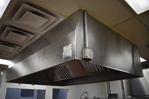 BEAUTIFUL! 8' Stainless Steel Commercial Grease Hood w/ Filters. 96x68x24. BUYER MUST REMOVE. Removal/Transport fee of $500.00 will be charged if we have to transport this item back to our warehouse for shipping or pick up - Image 6 of 7