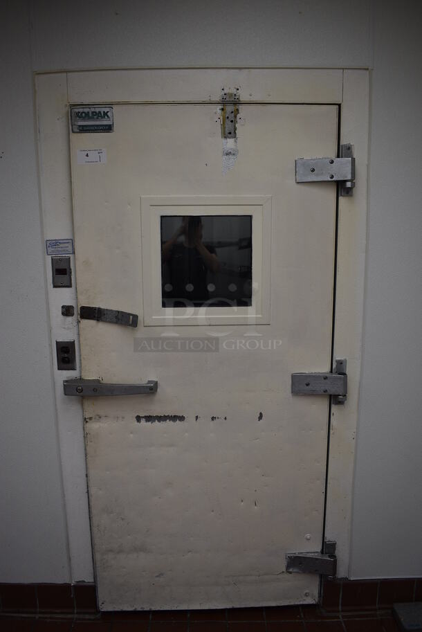FANTASTIC! 7'x17.5'x9' Kolpak Walk In Cooler Box w/ Bohn Condenser and Plastic Door Strips. 7'x17.5'x9'. BUYER MUST REMOVE. Removal/Transport fee of $1,000.00 will be charged if we have to transport this item back to our warehouse for shipping or pick up - Image 2 of 10