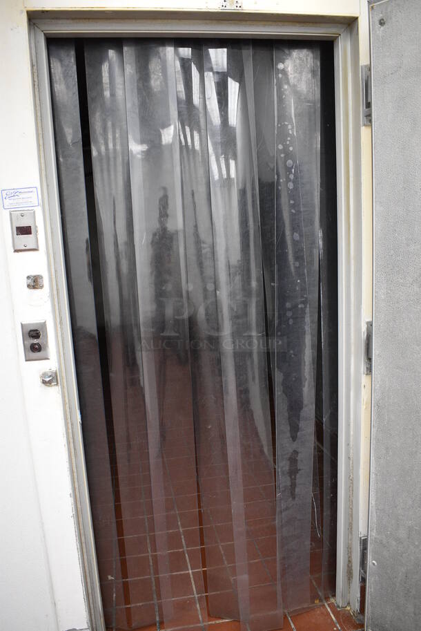 FANTASTIC! 7'x17.5'x9' Kolpak Walk In Cooler Box w/ Bohn Condenser and Plastic Door Strips. 7'x17.5'x9'. BUYER MUST REMOVE. Removal/Transport fee of $1,000.00 will be charged if we have to transport this item back to our warehouse for shipping or pick up - Image 10 of 10