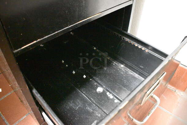 Hon Black Metal 4 Drawer Filing Cabinet. 18x26x52 - Image 6 of 6