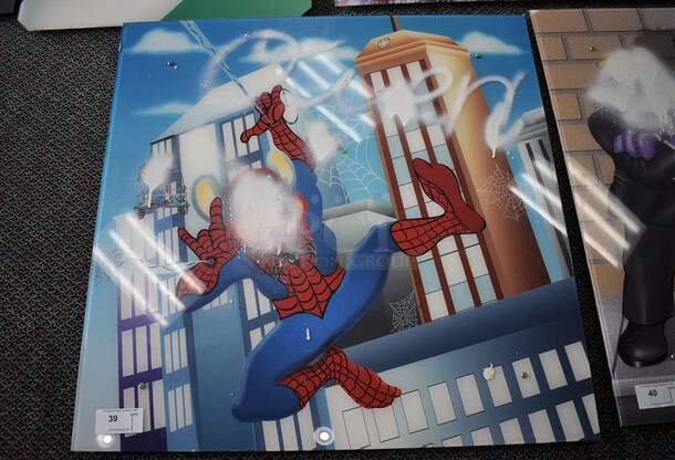 Picture of Chuck E Cheese Style Spiderman. 44x1x44