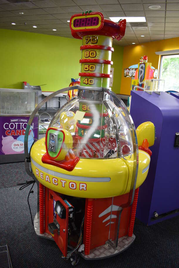 Family Fun Model Reactor Metal Floor Style Arcade Game on Commercial Casters. 120 Volts, 1 Phase. 48x48x82 - Image 6 of 7