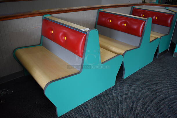ALL ONE MONEY! Lot of 3 Single Sided Blue / Red Booths, 2 Double Sided Blue / Red Booths and Gray Table! Booths: 42x24x35.5, 42x45x35.5. Table: 42x28x31. BUYER MUST REMOVE - Image 2 of 5