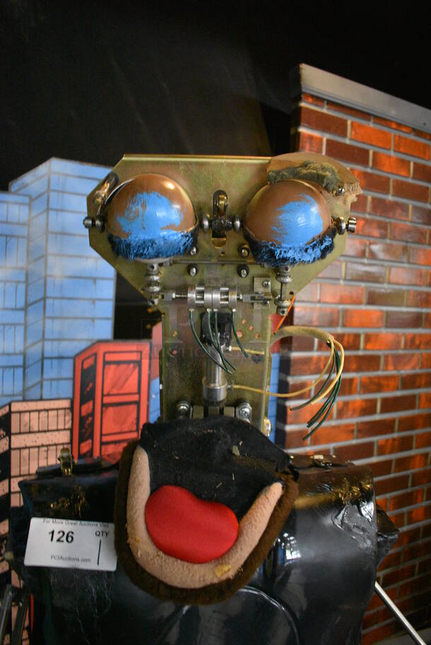 Metal Animatronic Band Member w/ Fake Guitar and Fake Amp. 30x29x69 BUYER MUST REMOVE - Image 4 of 9