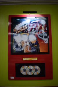 Wall Mount CheeseZTop Sign w/ Display Light. 48x1x72. BUYER MUST REMOVE