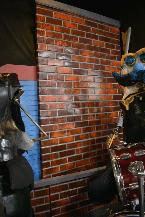 ALL ONE MONEY! Lot of Cityscape Background and Faux Brick Walls! Does Not Include Animatronic Band. BUYER MUST REMOVE - Image 3 of 6