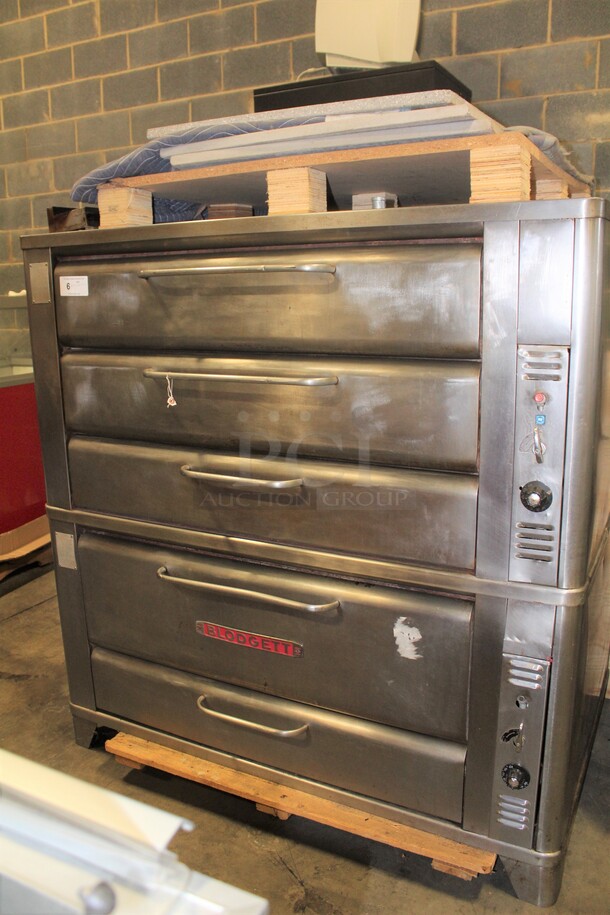 AWESOME! Blodgett Model 981 And 951 Commercial Stainless Steel Natural Gas Double Stack Pizza Oven With Stones. 60x38.5x69. 