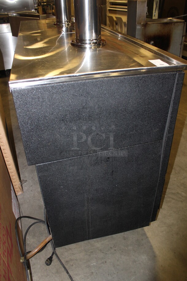 TERRIFIC! Glastender Commercial 10 Tap Reach In Beer Dispenser/Kegerator With Hoses. 72x26.5x58. 115V/60Hz. Working When Pulled! - Image 8 of 9