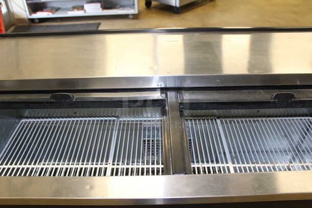 AMAZING! True Model T-50-GC Commercial Bottle Cooler/Glass Chiller With Top Sliding Doors On Commercial Casters. 49.5x26.5x37.5
115V/60Hz. Working When Pulled!  - Image 2 of 6