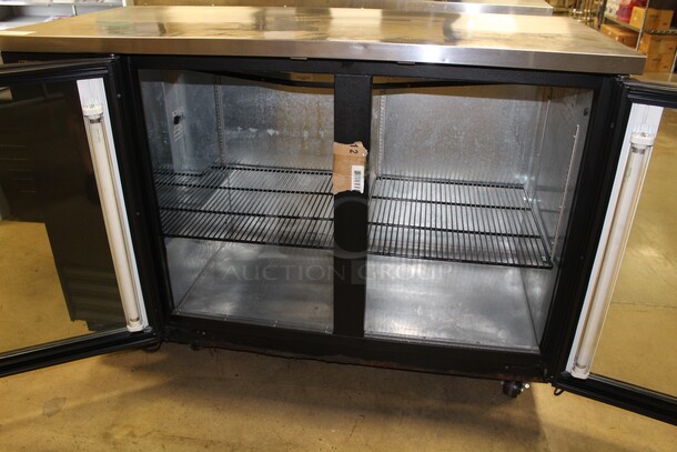 FANTASTIC! True Model TBB-2G Commercial Two Section Glass Door Bar Back Refrigerator/Cooler On Commercial Casters. 58.75x27.75x40.5. 115V/60Hz. Working When Pulled! - Image 3 of 7
