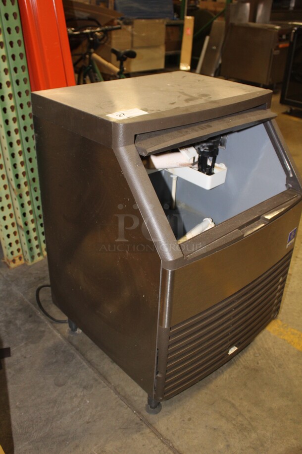 WOW! Manitowoc Commercial Stainless Steel Undercounter Self-Contained Ice Machine. 26x26x38.5. 115V/60Hz. Working When Pulled! - Image 6 of 9