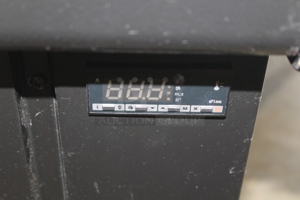 NICE! Master-Bilt Commercial Refrigerated Open Air Grab And Go Display Case Merchandiser On Commercial Casters. 46x31.5x82. 115V/60Hz. Working When Pulled! - Image 9 of 9