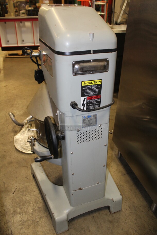 AWESOME! Globe Model SP60P-3 Commercial 60qt. Planetary Mixer With Commercial Stainless Steel Bowl, Bowl Guard, Whisk Attachment, 2 Paddle Attachments, And 2 Dough Hooks. 24x26.5x51.5. 208V/60Hz. 3 Phase. Working When Pulled! - Image 4 of 7