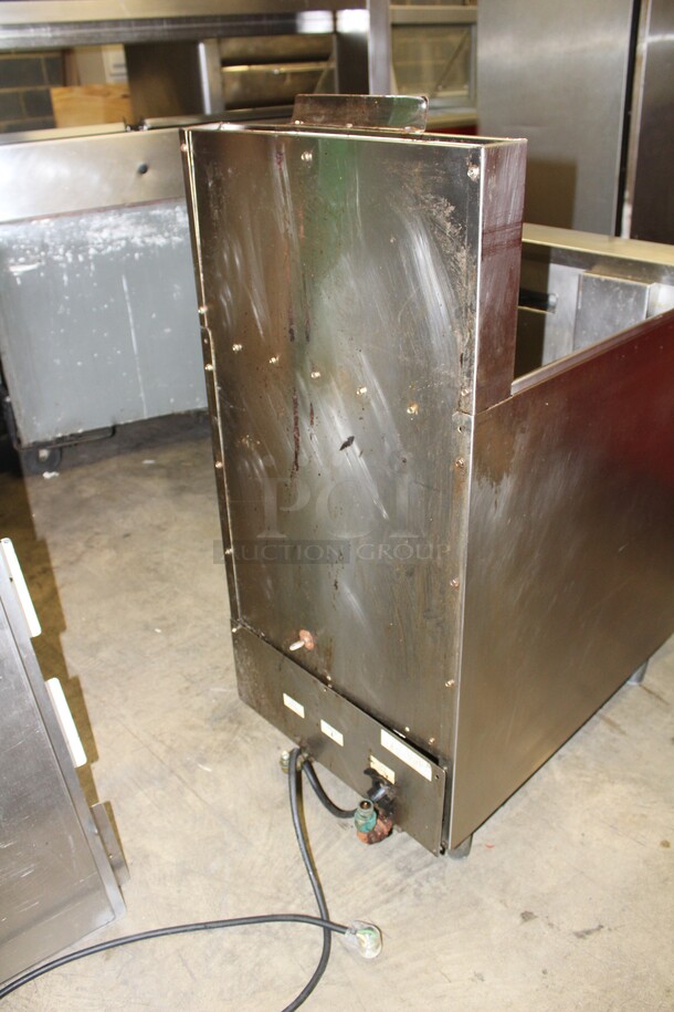 SUPER FIND! Frymaster Model GPCSC Commercial Stainless Steel Natural Gas Pasta Magic Pasta Cooker. 20x33.5x46.5 - Image 7 of 8