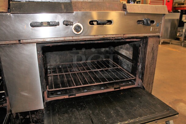 WOW! Garland Commercial Stainless Steel Natural Gas Double Oven With Two Burners And Griddle. 75x31x59 - Image 2 of 8
