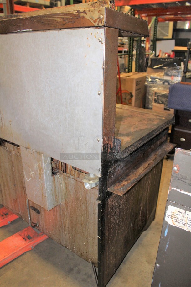 WOW! Garland Commercial Stainless Steel Natural Gas Double Oven With Two Burners And Griddle. 75x31x59 - Image 8 of 8
