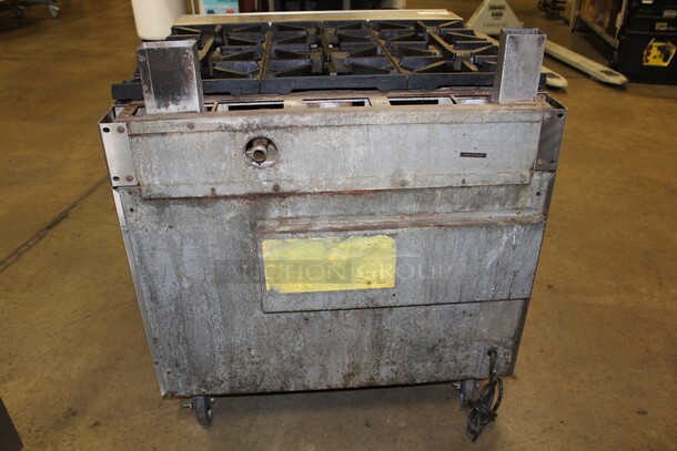 FANTASTIC! US Range Commercial Stainless Steel Natural Gas 6 Burner Range With Convection Oven On Commercial Casters. 36x38x40 - Image 5 of 6