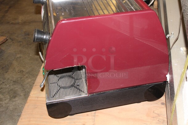 FANTASTIC! la Pavoni Model PUBV2U Commercial Espresso Machine. 20x20.5x20. 120V/60Hz. Working When Pulled! - Image 4 of 6