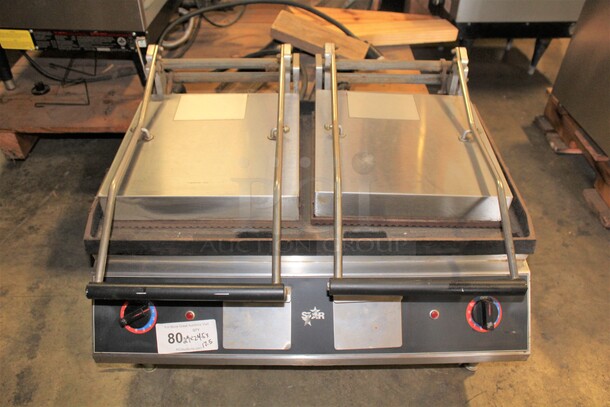 TERRIFIC! Star Model CG281 Commercial Stainless Steel Double Panini/Sandwich Press With Cast Iron Grooved Plates. 29x24.5x17.5. 208/240V 60Hz. Working When Pulled