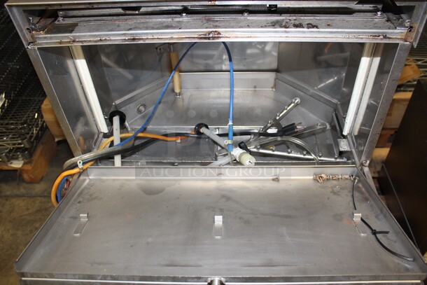 WOAH! Perlick Model PKBR24 Commercial Stainless Steel Underbar Glass Washer. 24x24x39.5. 120V/60Hz. 1 Phase.  - Image 5 of 10