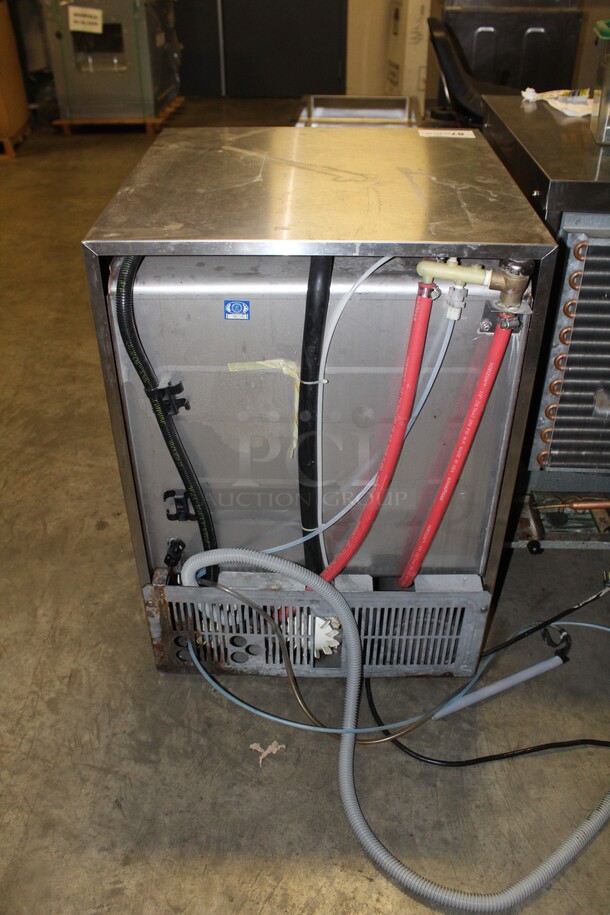 FANTASTIC! CMA Dishmachines Model UC65e Commercial Stainless Steel Undercounter Dishwasher. 24x25x34. 115/208-230V. 60Hz. 1 Phase. - Image 8 of 10