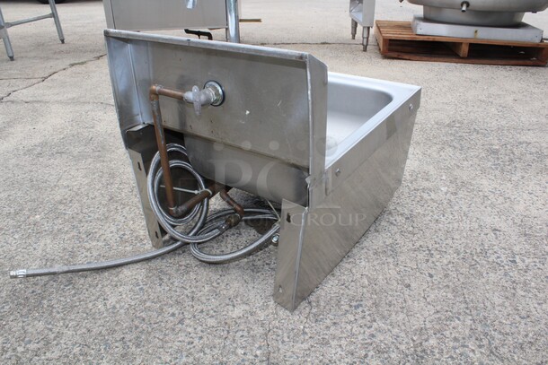 WOW! Advance Tabco Model 7-PS-30 Commercial Stainless Steel Hands Free Sink With Knee Valve And Faucet. 17x24x18.5 - Image 5 of 5