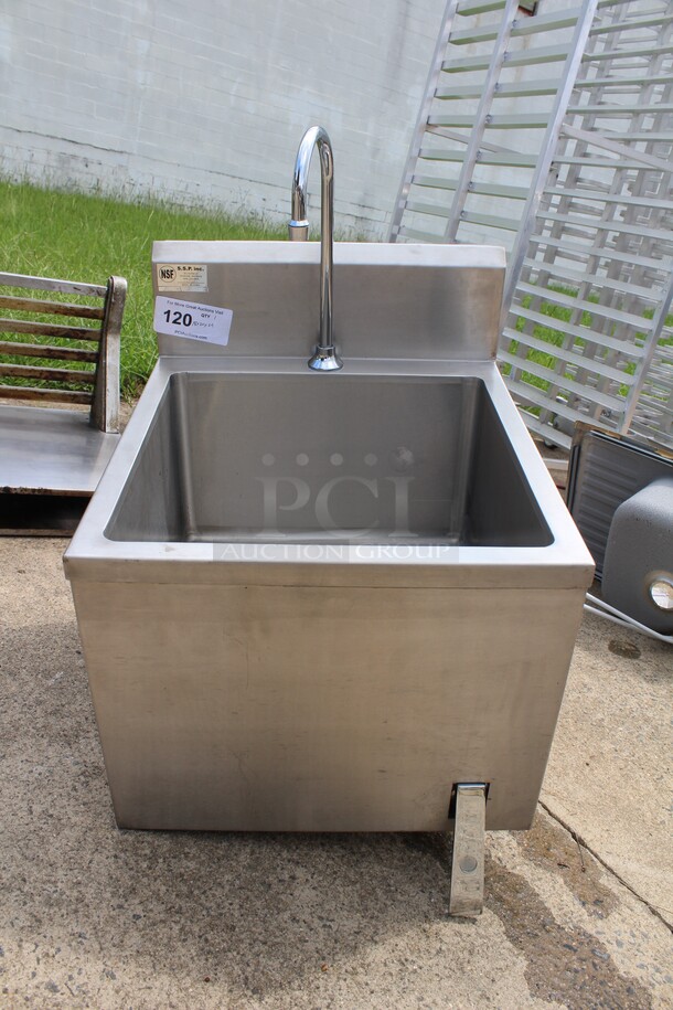 FABULOUS! S.S.P.Inc. Commercial Stainless Steel Hands Free Sink With Knee Valve And Faucet. 18x20x29