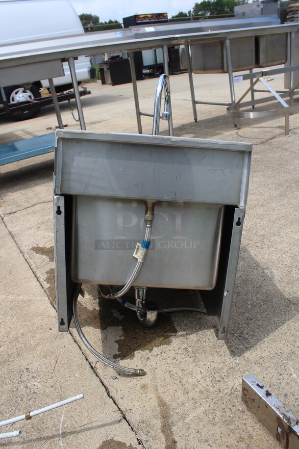 FABULOUS! S.S.P.Inc. Commercial Stainless Steel Hands Free Sink With Knee Valve And Faucet. 18x20x29 - Image 5 of 6