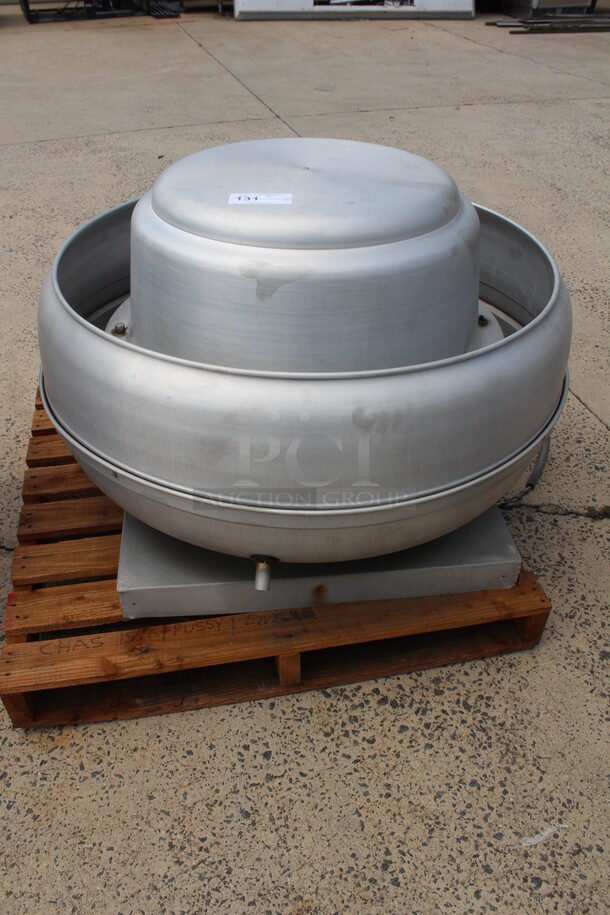 SUPER FIND! Commercial Restaurant Exhaust Fan. 42x42x28  - Image 1 of 5