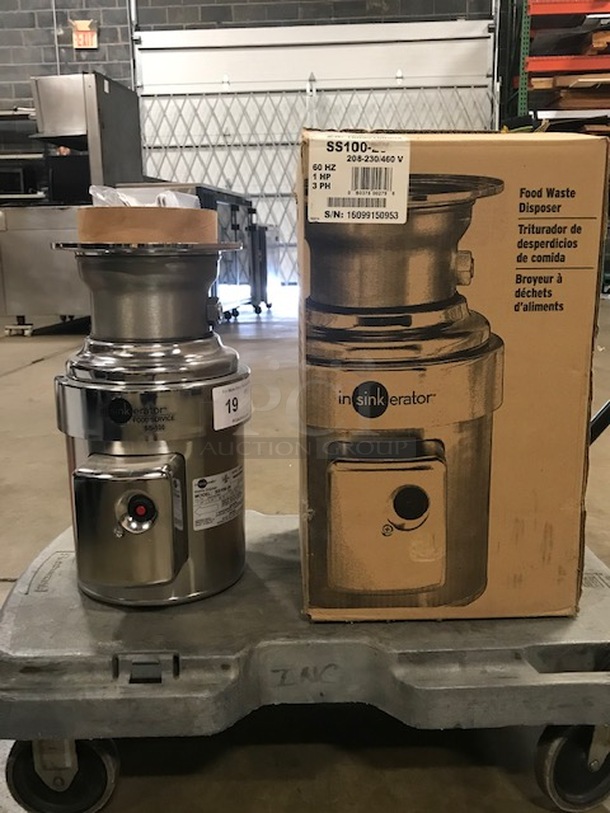 BRAND NEW IN BOX! Insinkerator Model SS100-29 Commercial Stainless Steel 1 HP Disposer. 13.25x13.25x17. 208/230/460V. 3 Phase.  - Image 3 of 4